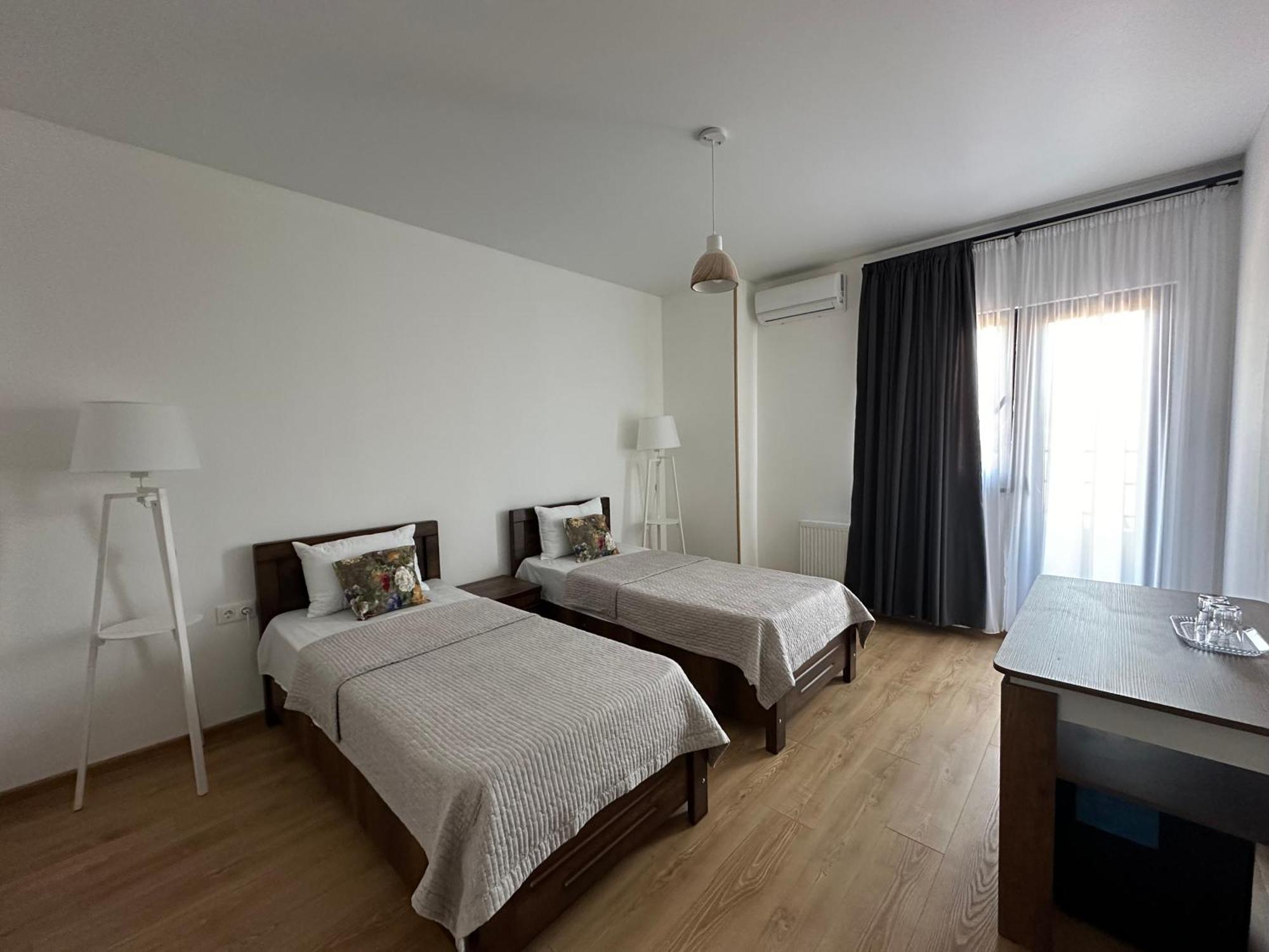Hotel Home Tbilisi Ngoại thất bức ảnh