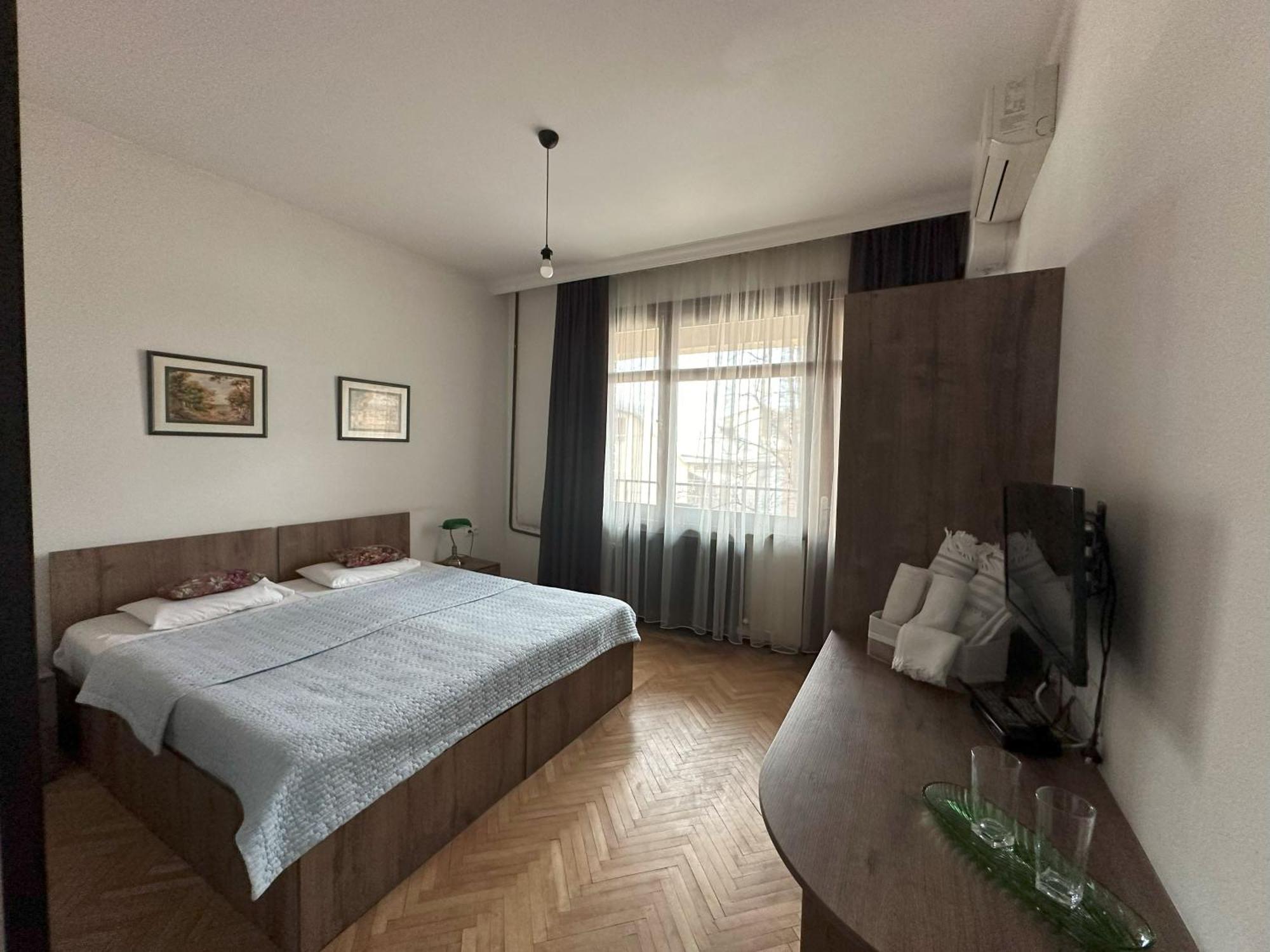 Hotel Home Tbilisi Ngoại thất bức ảnh