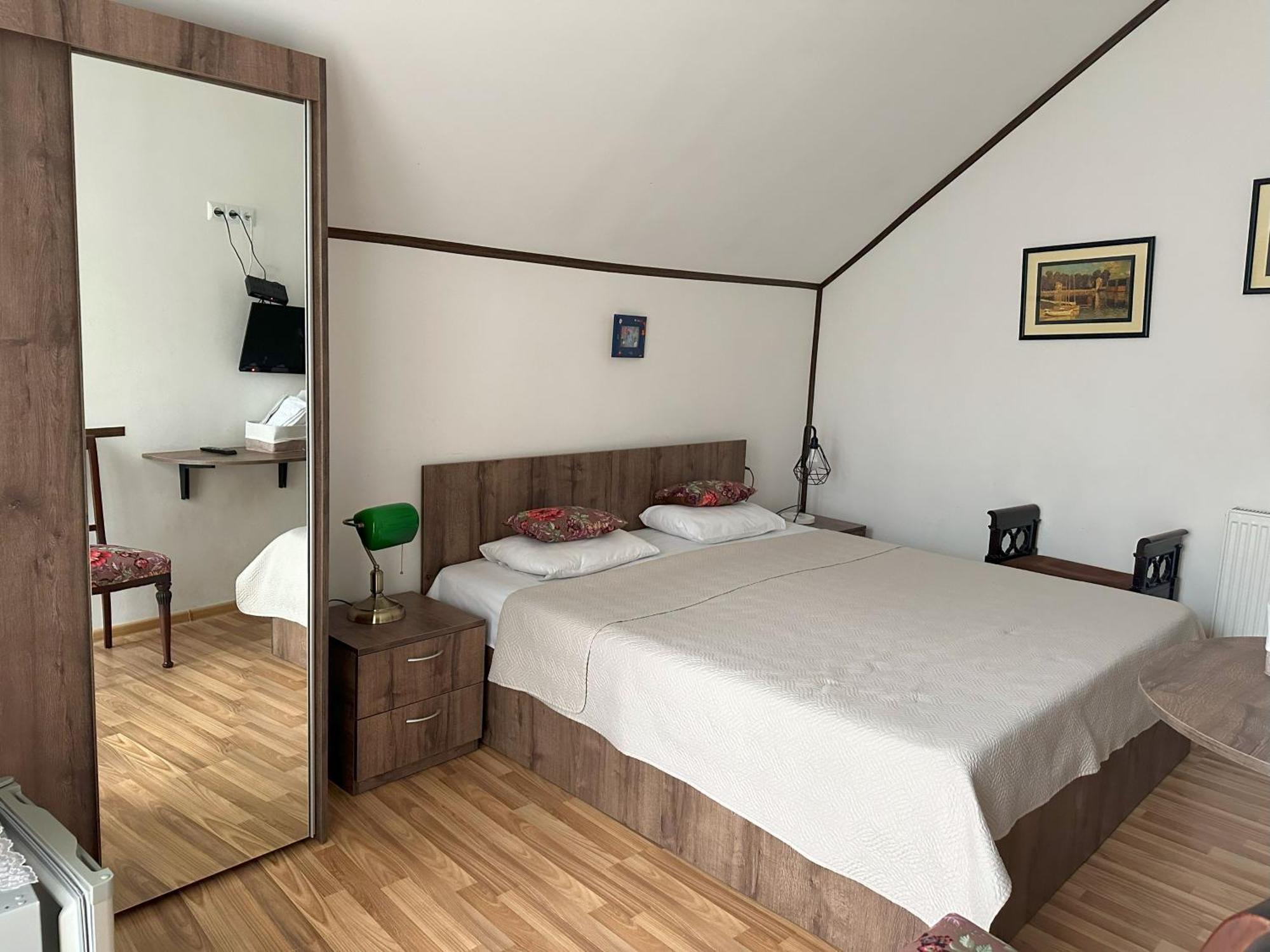 Hotel Home Tbilisi Ngoại thất bức ảnh